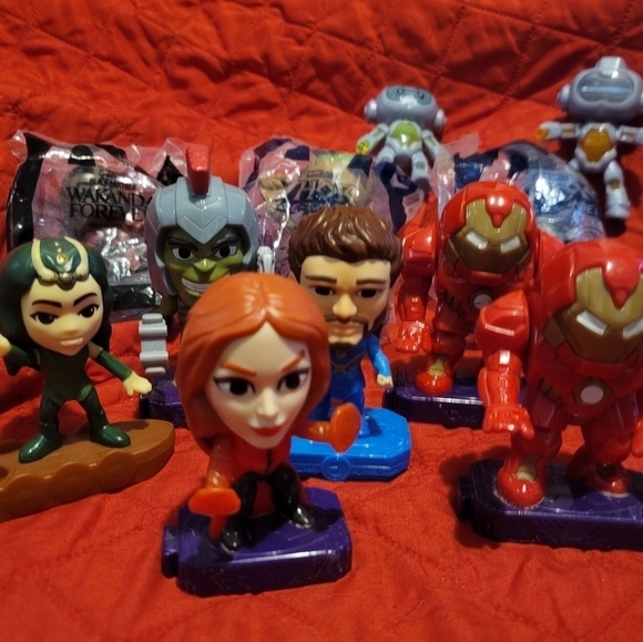 Toy lot figurine bag, lot of toys happy meal Marvel Figurines 18 - Picture 1 of 14